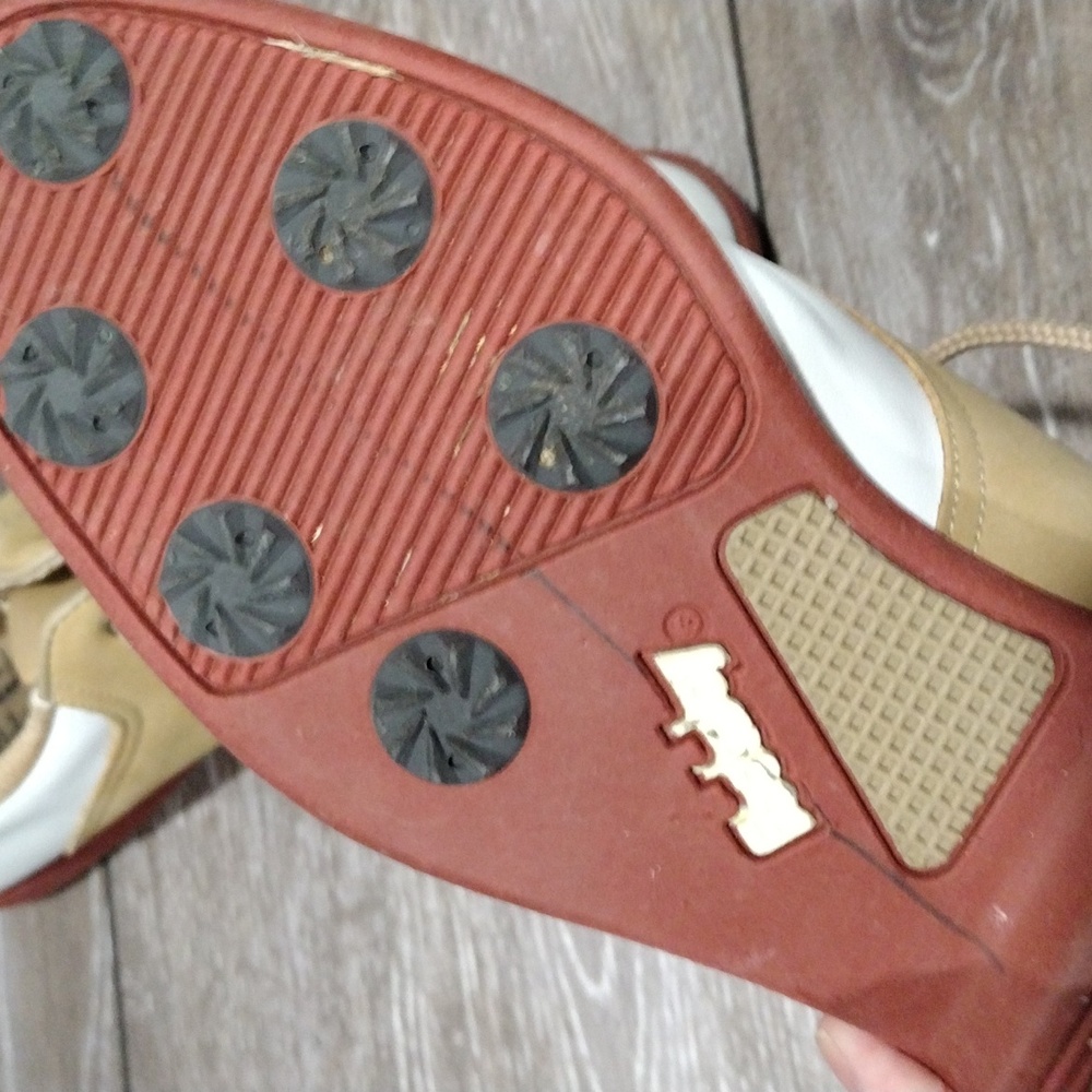 Foot Joy womens tan and white saddle shoe golf shoes. Size 8 - Picture 7 of 11